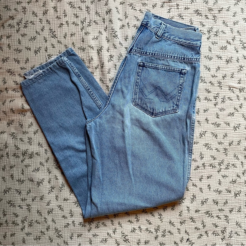 Vintage High-Rise BlueJeans